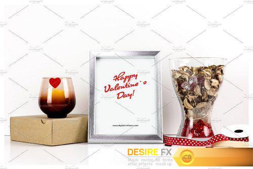 CreativeMarket Frame Mockup - Valentine`s Day Theme 1240973