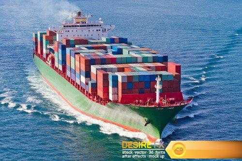 Large container ship arriving in port 14X JPEG
