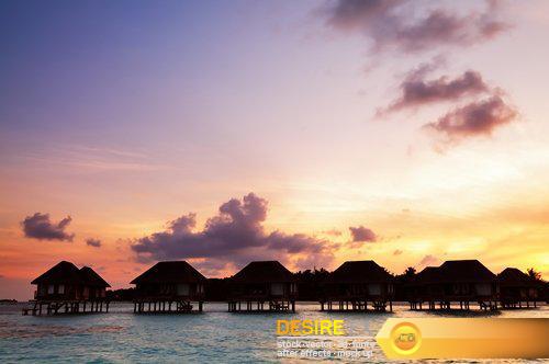 Beautiful Sunset in Maldives - 30 UHQ JPEG