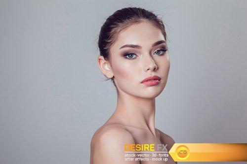Beautiful brunette girl with makeup - 16 UHQ JPEG