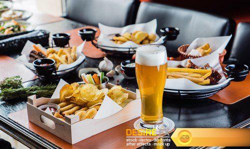 Appetizer in the bar - 25 UHQ JPEG