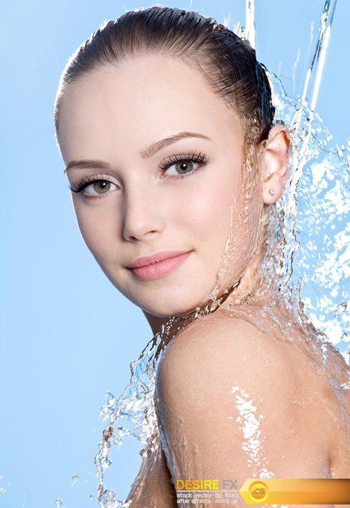 Beautiful teen under splash of water - 14 UHQ JPEG