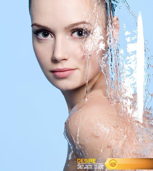 Beautiful teen under splash of water - 14 UHQ JPEG