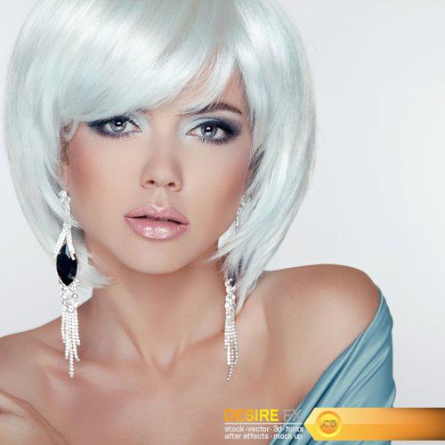 Beautiful blonde woman model with long wavy hair - 25 UHQ JPEG